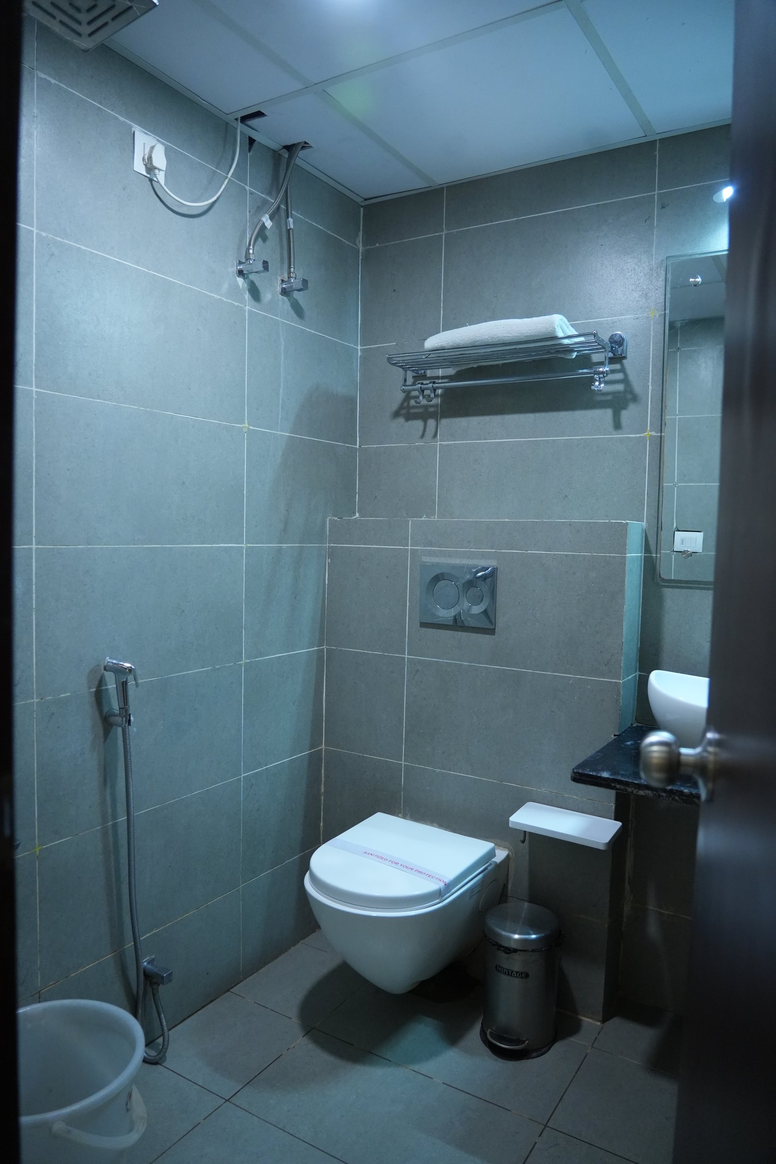 Room Bathroom